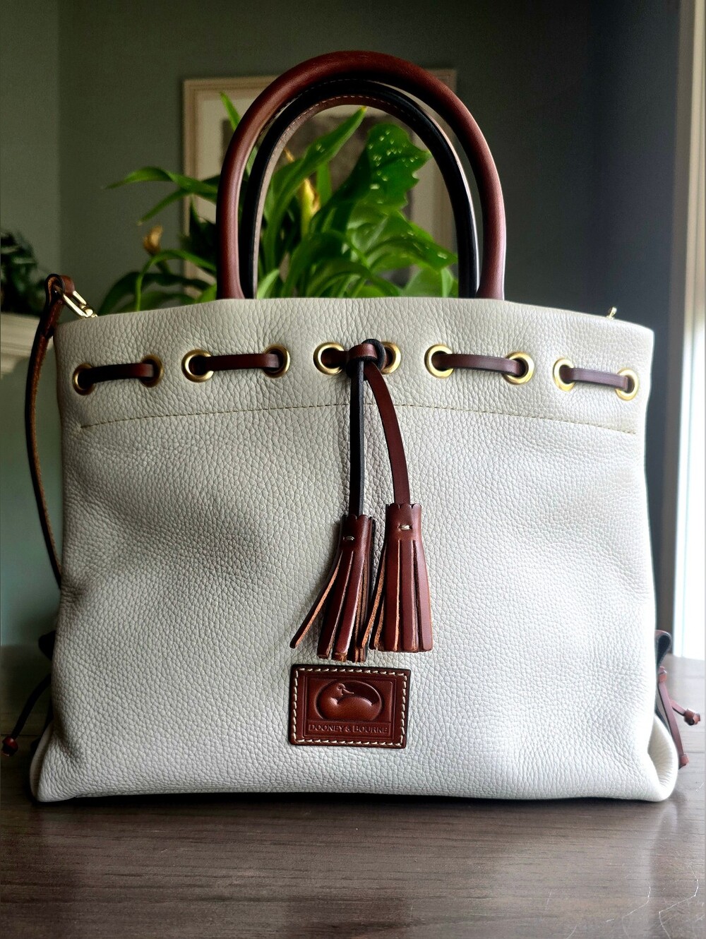 Dooney & Bourke Vintage Pebble Grain Tassel Tote NWOT *Made In Mexico - Picture 8 of 16
